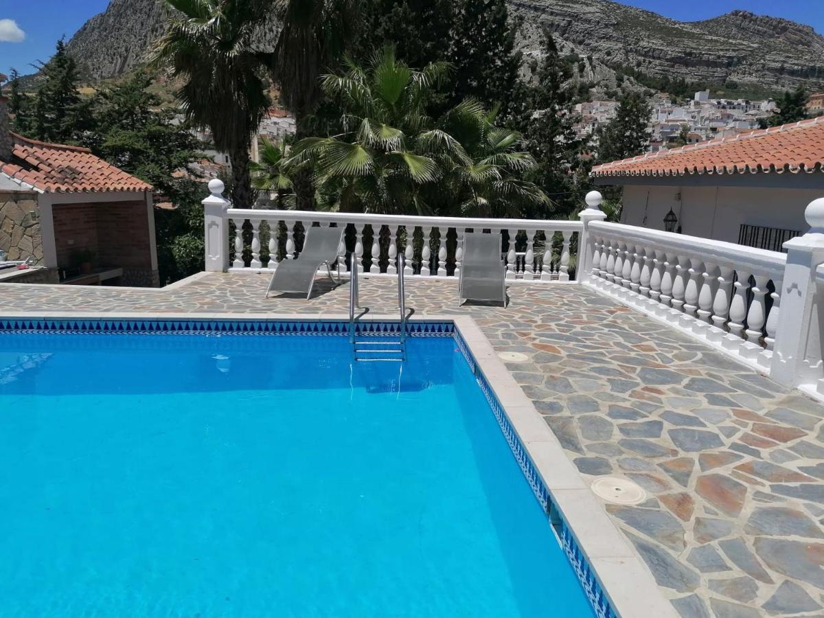 Willa Charming House With Pool & Barbecue Valle de Abdalagís Zewnętrze zdjęcie